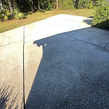 Driveway-Sidewalk-Cleaning-on-Fairbanks-Forest-Dr-Ready-for-Thanksgiving-in-Jacksonville-FL-32223 3