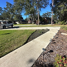 Driveway-Sidewalk-Cleaning-on-Fairbanks-Forest-Dr-Ready-for-Thanksgiving-in-Jacksonville-FL-32223 1