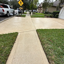 Driveway-Sidewalk-Cleaning-with-a-Neighborly-Touch-on-Oak-Common-Ave-St-Augustine-FL 5