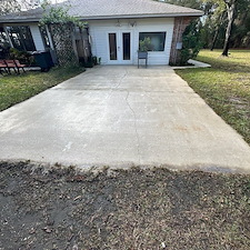 Pre-Sale-Transformation-on-River-Point-Ct-House-Wash-and-Driveway-Sidewalk-Cleaning-in-St-Augustine-FL-32092 3